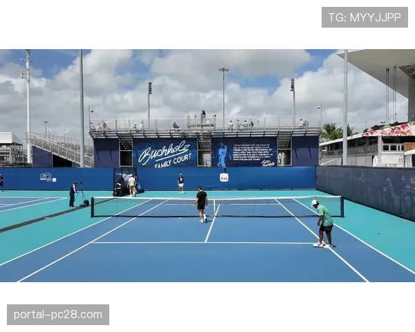 战术板：辛纳如何在迈阿密决赛中调整战术，逆转击败劲敌